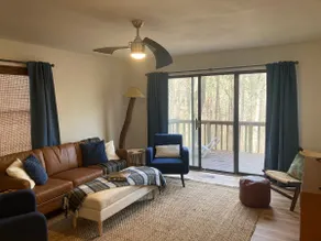 Relax at the Pine Cone Cottage - Image 2