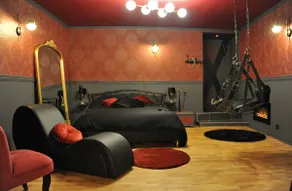 *L'Un Des Sens* LoveRoom* Accessories & Balneotherapy - Image 2
