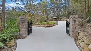 Stunning Peaceful Holiday Haven set on acreage with nearby Waterfall and Jacuzzi - Image 5