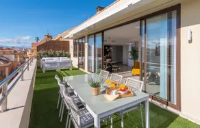 Exclusive Penthouse & terrace by ELE Apartments - Image 5