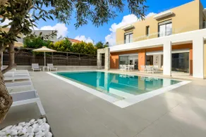 Ialyssos Charme Villa - Image 2