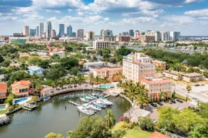 Third Floor Waterfront View! - Image 2