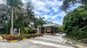 Luxury Beach House in the Costa do Sol Condominium - Image 2