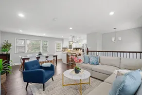 15 mins to DC, Alexandria, Gameroom, big backyard - Image 2