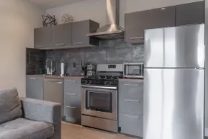 ★Modern Private 1BR★ Wi-Fi, W/D, AC, Kitchen, 2TVs - Image 5
