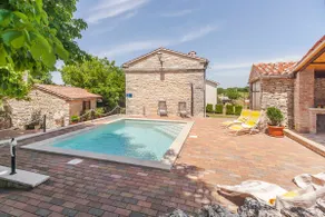 Authentic Istrian Pool House in heart of Istria - Image 3