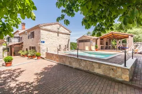 Authentic Istrian Pool House in heart of Istria - Image 2