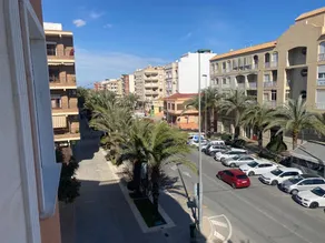 Apartment in La Marina - Image 2