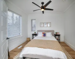 Insta-Worthy 4BR Downtown Getaway - Image 4