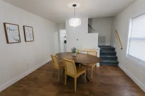 Modern & Spacious 2 Bedroom Home in Dayton - Image 4