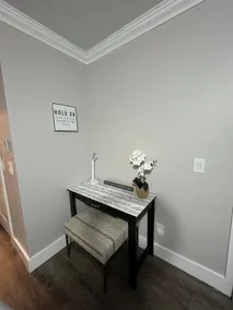 Renovated Townhome by the Bay - Image 4