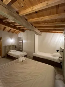 Domaine la Bordeneuve Bed and Breakfast - Image 4