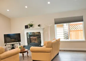 Charming, New Home in Greenlake, 4br 3ba - Image 5
