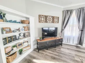 2BR w/King Beds, Pet OK, near DT - Image 5