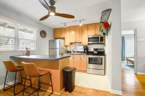 Clean & Bright Condo next to CSU & Old Town! - Image 5