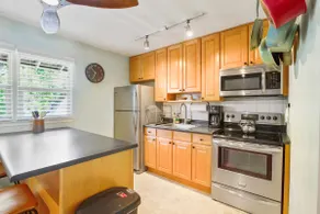 Clean & Bright Condo next to CSU & Old Town! - Image 3