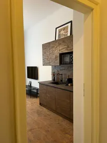 Apartment Aida – steps from the Market Colonnade - Image 4