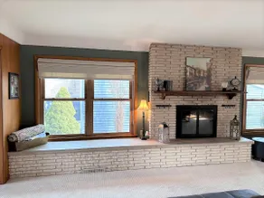 Spacious Bluffside Home - Image 3