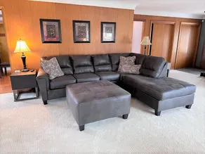 Spacious Bluffside Home - Image 2