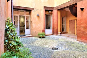 Beautiful cocoon near Place Nationale - Image 5