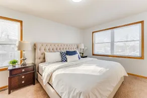 Cozy home in Saint Paul. - Image 2