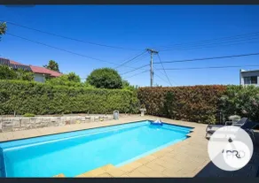 Canberra Resort:Pool, Spa, Sauna & Alfresco Dining - Image 2