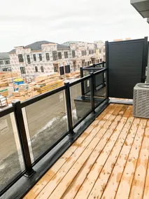Spacious & Modern Townhome - Image 3