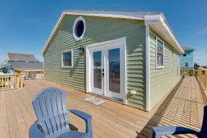 ~Sunset House~ San Luis Pass - Image 2
