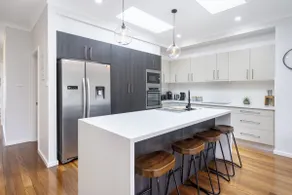 Spacious 2BD Home nr Beach & Town/Yard & BBQ - Image 2