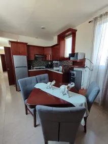 Centrally located and modern apartment (we bill) - Image 4