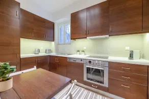 Panoramic 1BR Apartment near Kallimarmaro Stadium by UPSTREET - Image 5