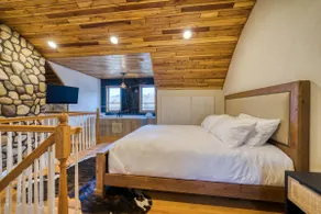 Duplex Suite | Steam Shower + Fireplace | Catskill - Image 4