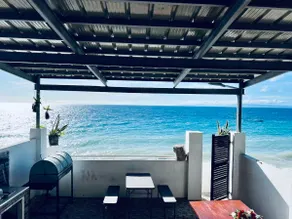 Samantha's Cove Priv Beach House - Image 3