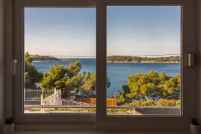 Maximus Sea View Apartment 3 - Image 4