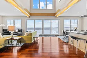 Chic Modern Lake Getaway! - Image 5