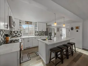 Roomy Private 10 bed Home! Boulder/Denver - Image 3