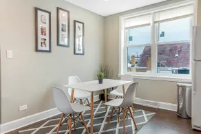 Cozy & Lux 2BD Near City + Airports - Image 4