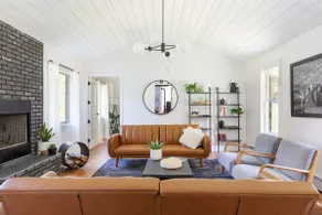 Cozy Catskills Farmhouse - Image 2