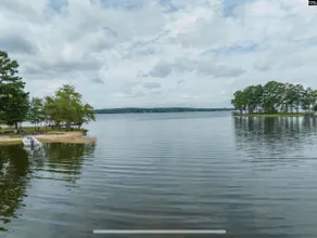 Lake Wateree SC Waterfront Home 3B/2Ba w/ King Bed, Loads of Amenities & Dock! - Image 4
