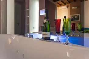 Campo Marzio Luxury Suites - Image 2