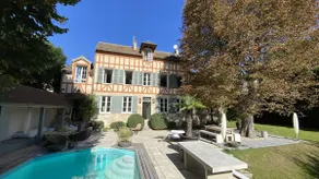 Beautiful house with pool, view and access to the Seine, very close to Paris - Image 2