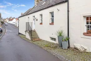 Whinstone Holiday Home in Falkland - Sleeps 8 - Image 2