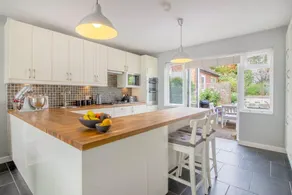 Pear Tree House - Image 2