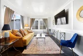Luxury Home | 7 mins LAX, Beach, 405 & SoFi nearby - Image 4