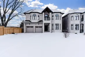Lake Ontario Stylish Family-friendly House - Image 5