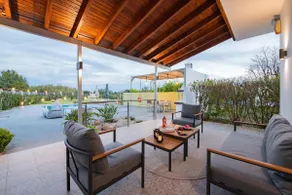 Reni Garden House - Image 4