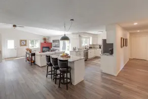 Centrally located 4 BR home! - Image 2