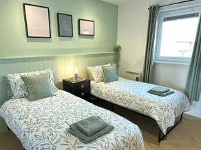 Beach View Flat on Coastal Path - Image 4