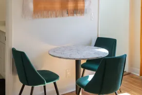 Modern Apartment in the Heart of Phoenix (3) - Image 4