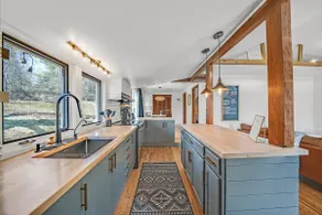 The Cottage at Marsh Creek (with hot tub!) - Image 3